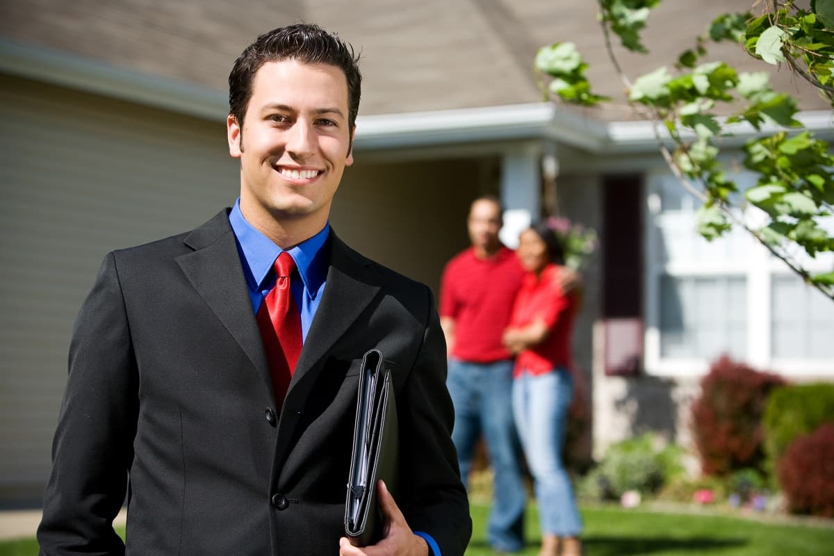 What Do You Need to Be a Real Estate Agent?